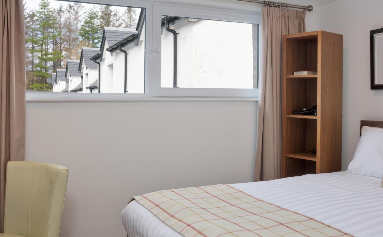 The Brander Lodge Hotel And Bistro Taynuilt Bagian luar foto
