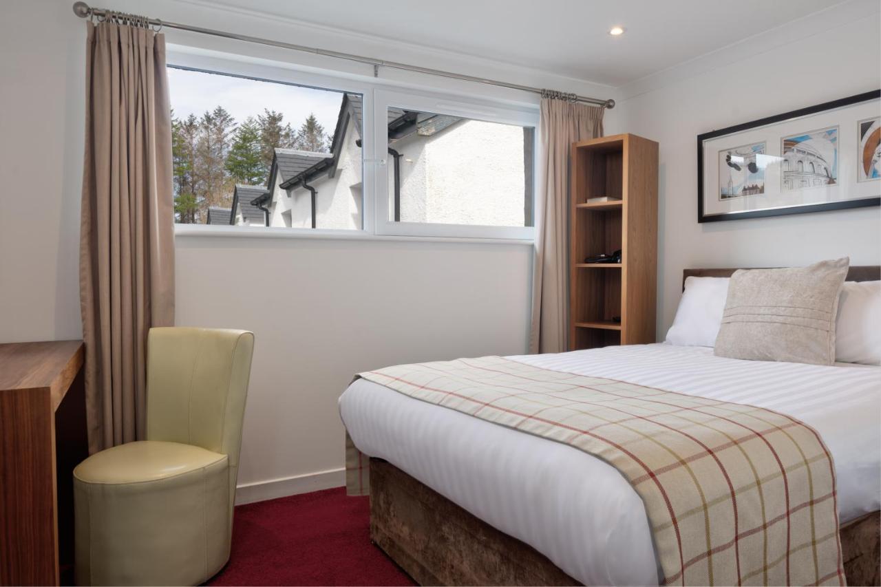 The Brander Lodge Hotel And Bistro Taynuilt Bagian luar foto