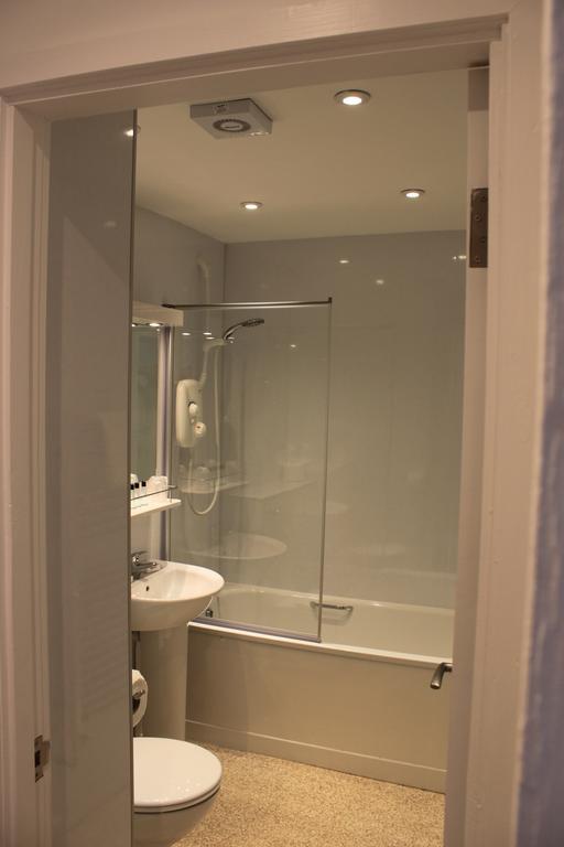 The Brander Lodge Hotel And Bistro Taynuilt Bagian luar foto